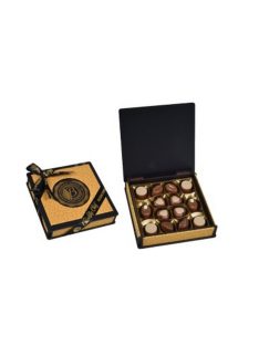   Bolci praline asortate cu cutie auriu din lemn și piele - 175g